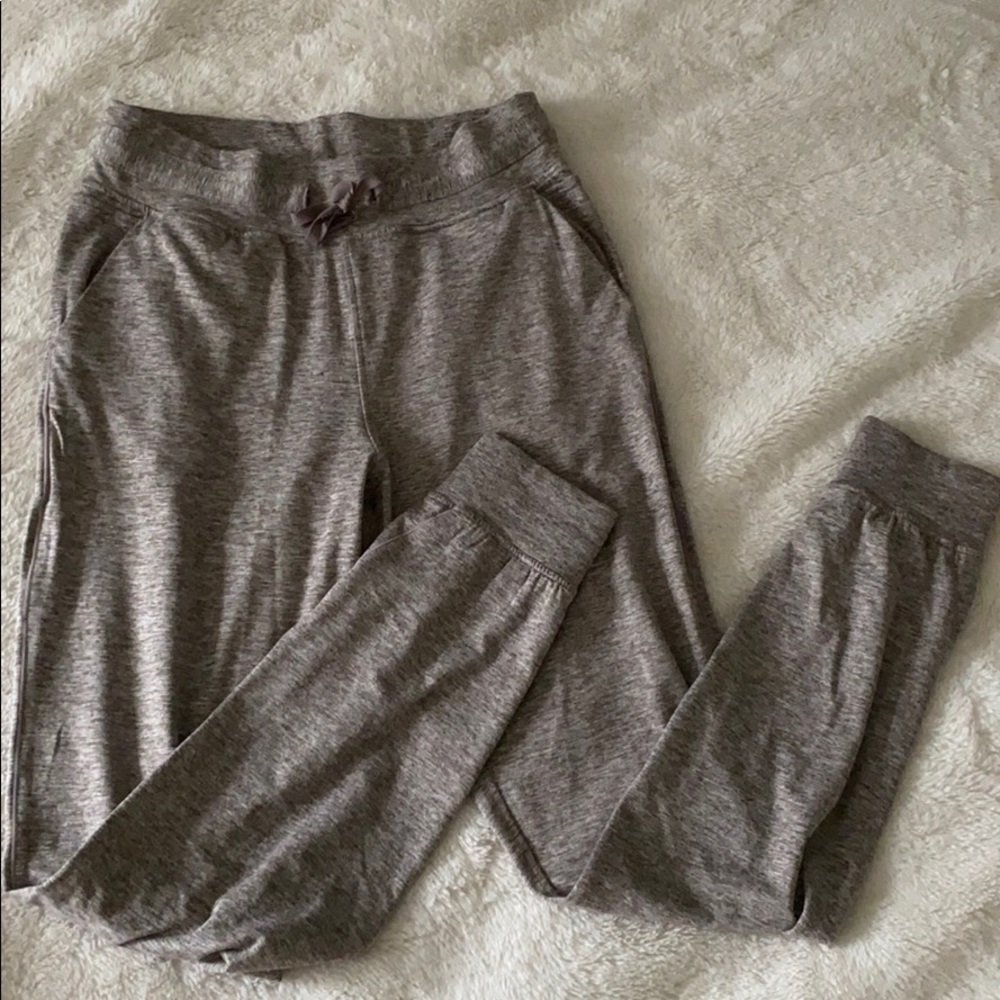 NEW Balance Athletica Joggers